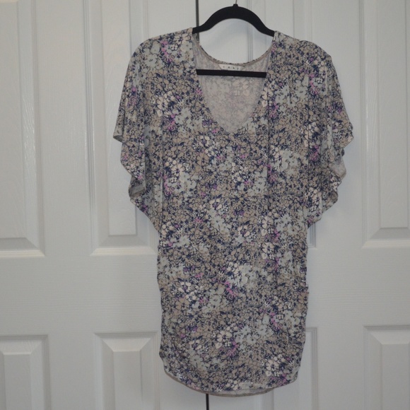 CAbi Style #301 Spring Flutter Top - Picture 2 of 5